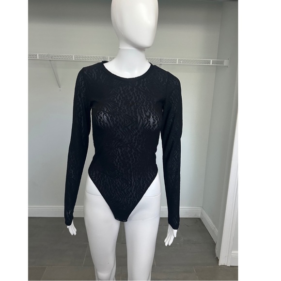 Good American (NWOT) ~ Sheer Lace Fitted Bodysuit - Picture 2 of 9